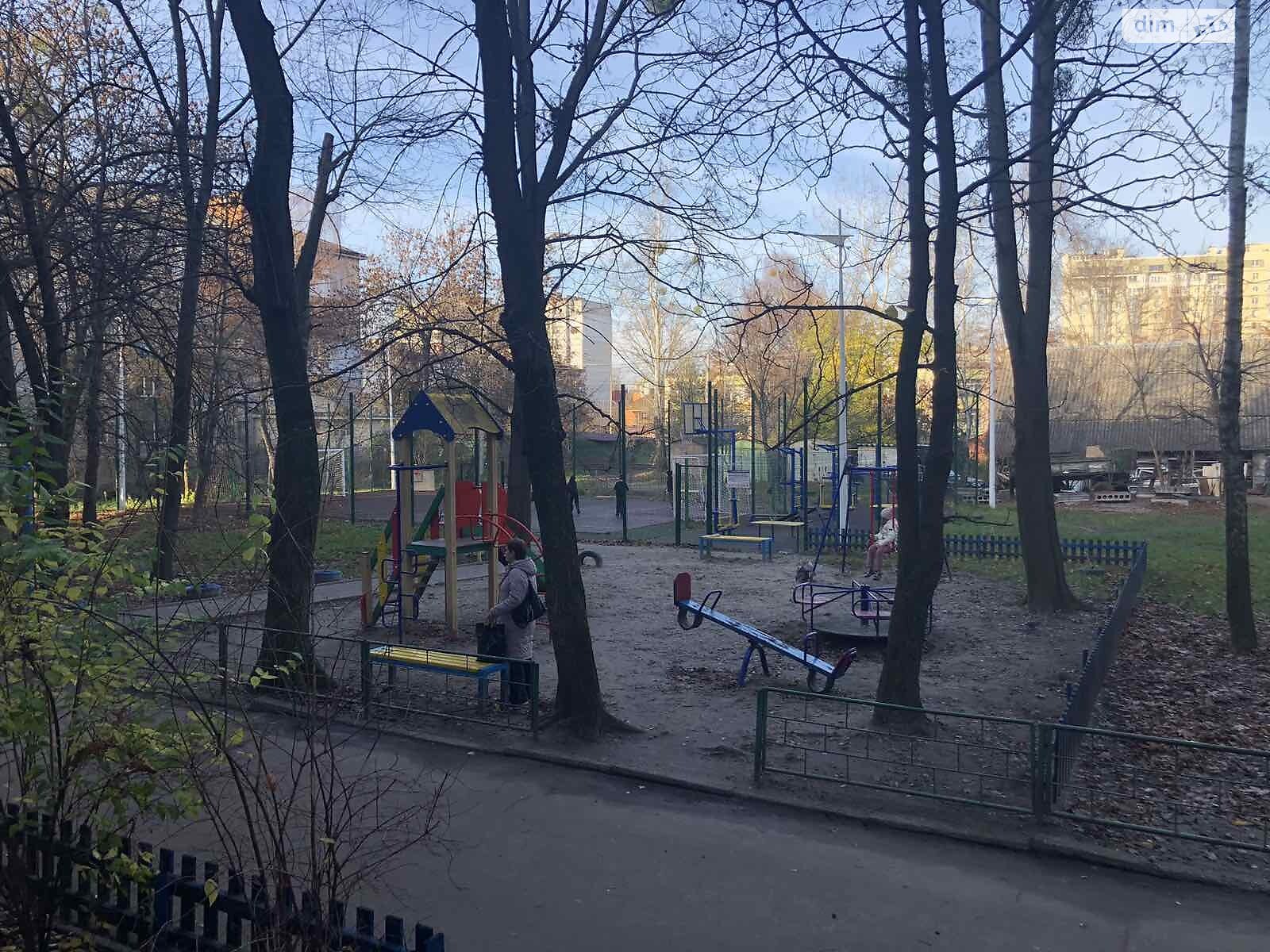 Продажа двухкомнатной квартиры в Житомире, на ул. Короленко, район Центр фото 1