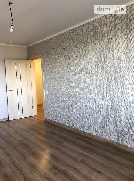 Продажа трехкомнатной квартиры в Житомире, на пер. Красный район Центр фото 1