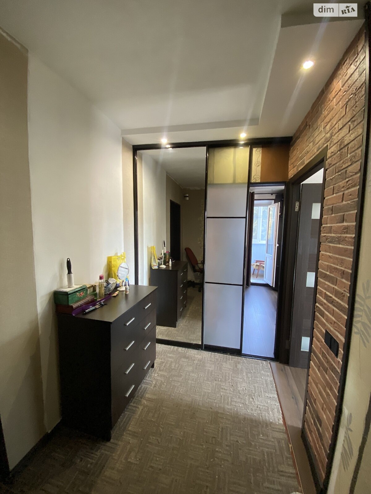 Продаж двокімнатної квартири в Житомирі, на вул. Михайла Грушевського, район Центр фото 1