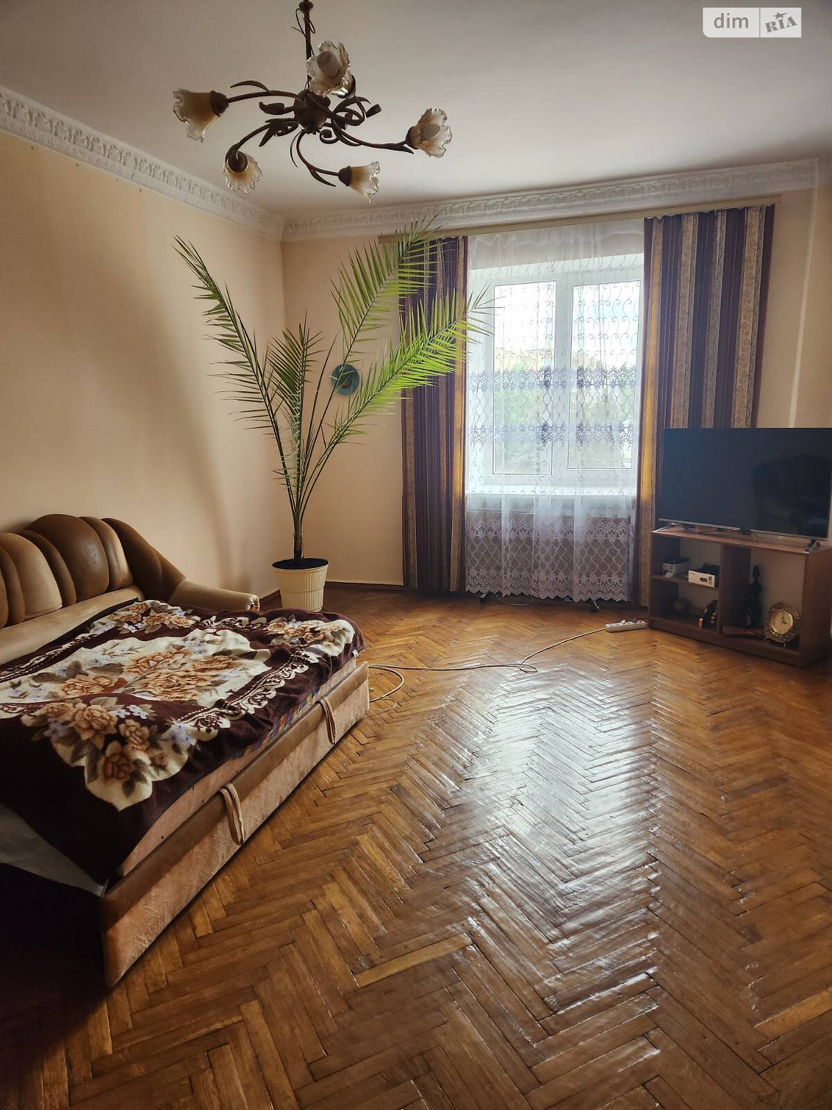 Продаж чотирикімнатної квартири в Житомирі, на вул. Перемоги, район Центр фото 1 Продаж чотирикімнатної квартири в Житомирі, на вул. Перемоги, район Центр фото 1