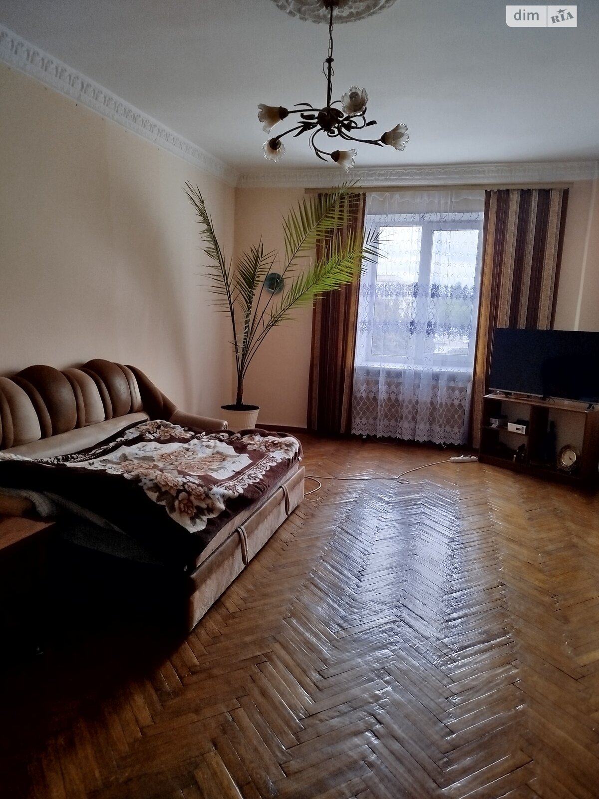 Продаж чотирикімнатної квартири в Житомирі, на вул. Перемоги, район Центр фото 1 Продаж чотирикімнатної квартири в Житомирі, на вул. Перемоги, район Центр фото 1