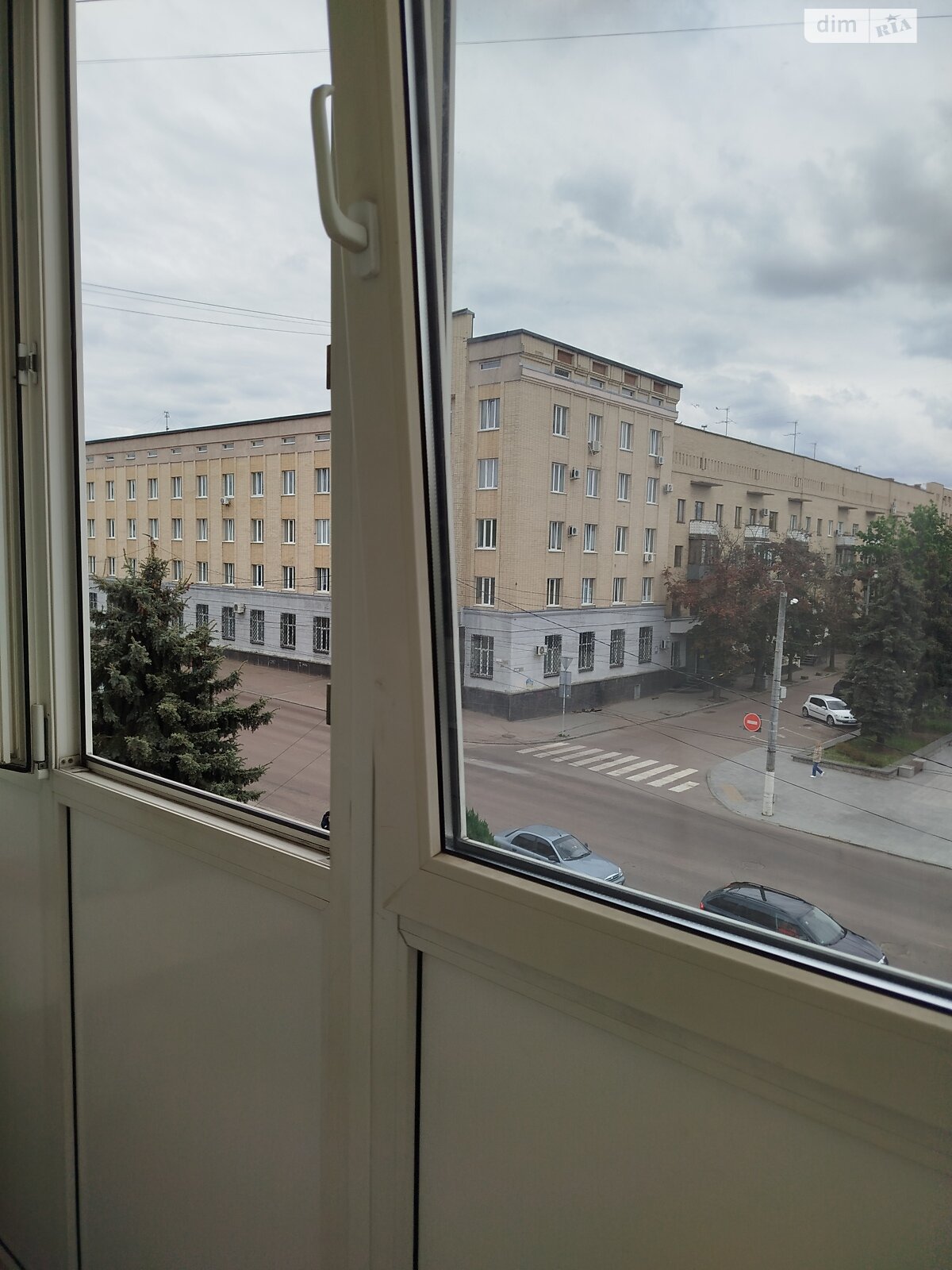 Продаж чотирикімнатної квартири в Житомирі, на вул. Перемоги, район Центр фото 1 Продаж чотирикімнатної квартири в Житомирі, на вул. Перемоги, район Центр фото 1