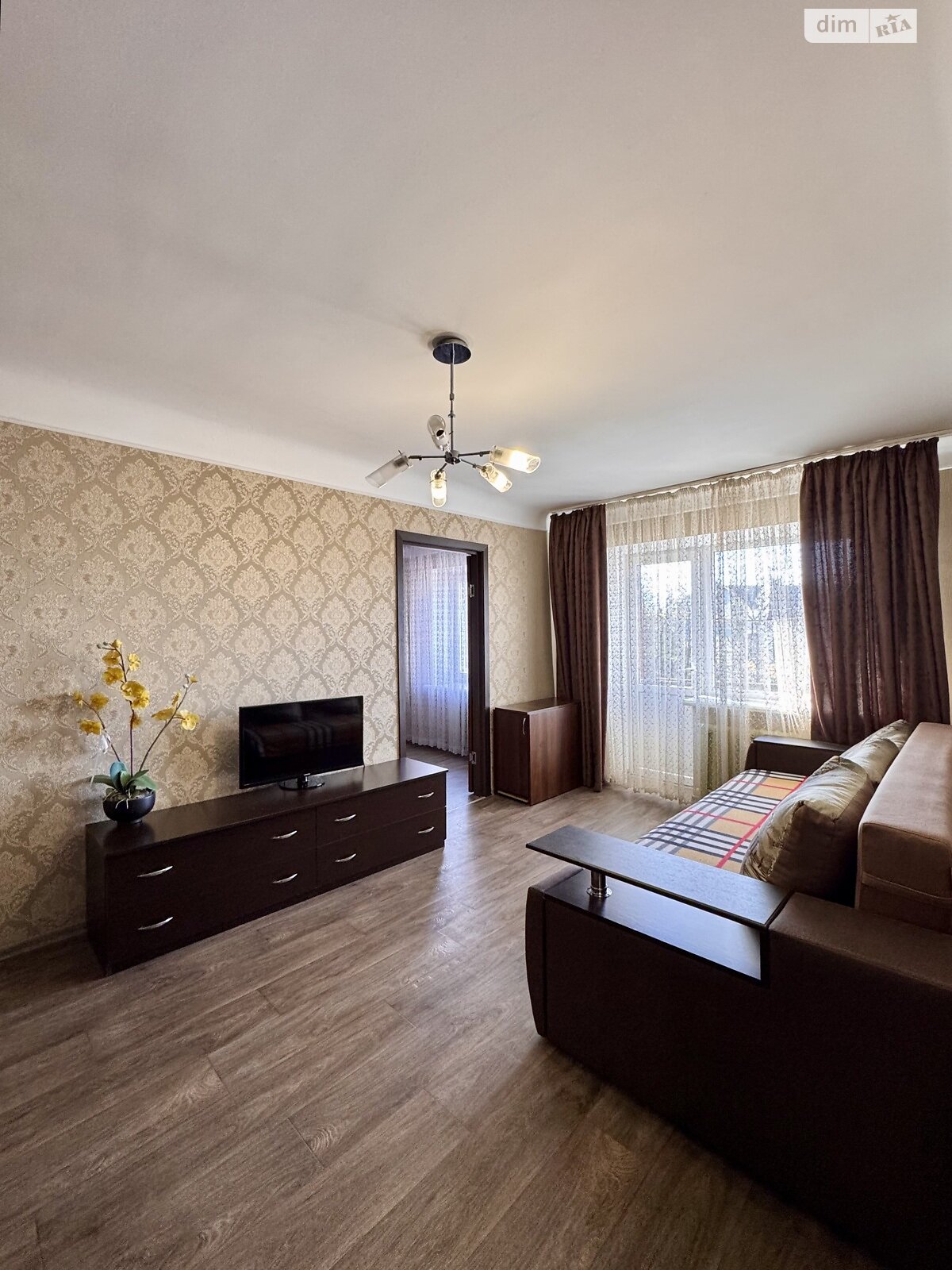 Продажа трехкомнатной квартиры в Житомире, на ул. Победы 3, район Центр фото 1