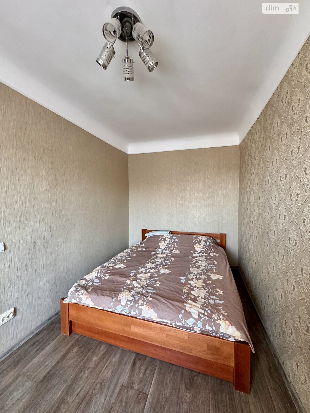 Продажа трехкомнатной квартиры в Житомире, на ул. Победы 3, район Центр фото 1