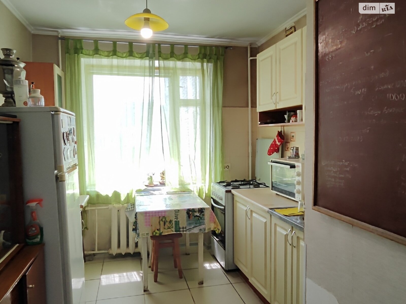 Продажа трехкомнатной квартиры в Житомире, на ул. Победы, район Центр фото 1