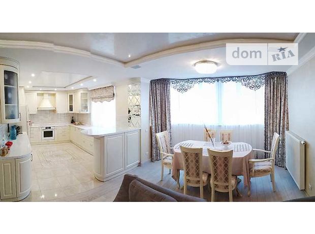 Продаж чотирикімнатної квартири в Житомирі на майд. Перемоги район Центр фото 1 Продаж чотирикімнатної квартири в Житомирі на майд. Перемоги район Центр фото 1