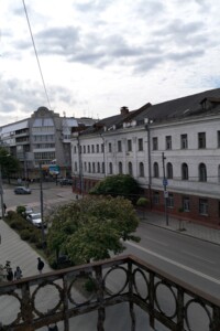 Продажа трехкомнатной квартиры в Житомире, на ул. Большая Бердичевская, район Центр фото 2
