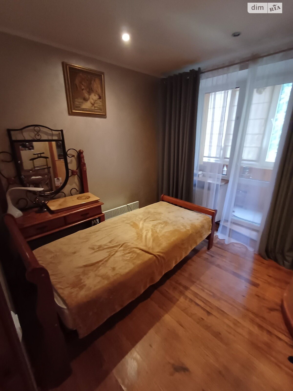 Продаж чотирикімнатної квартири в Житомирі, на пл. Мистецькі Ворота, район Вокзал фото 1 Продаж чотирикімнатної квартири в Житомирі, на пл. Мистецькі Ворота, район Вокзал фото 1