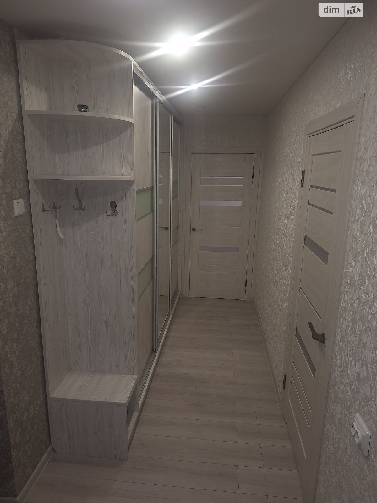 Продаж двокімнатної квартири в Житомирі, на вул. Івана Мазепи 75, район Вокзал фото 1