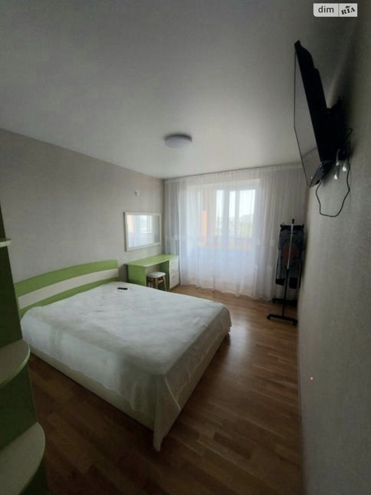 Продаж чотирикімнатної квартири в Житомирі, на вул. Київська 126/6, район Вокзал фото 1