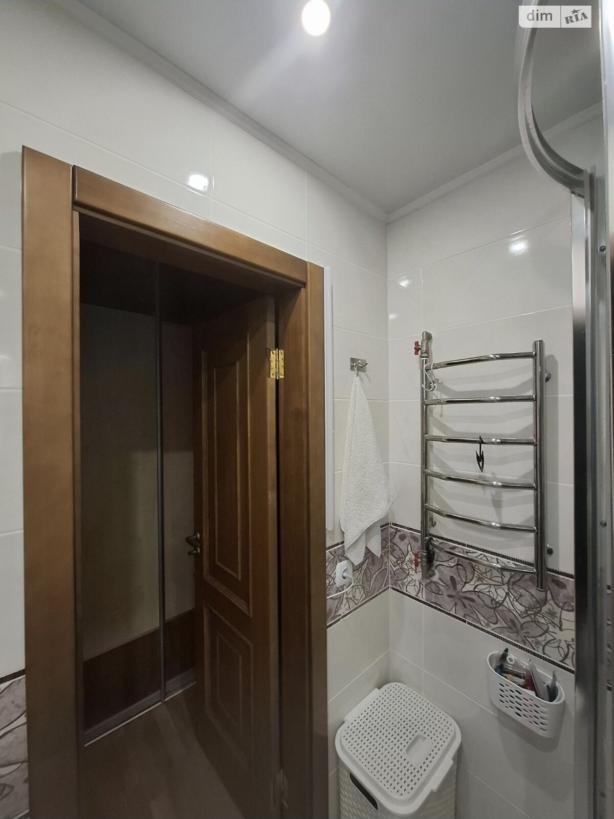 Продаж чотирикімнатної квартири в Житомирі, на вул. Київська 126/6, район Вокзал фото 1