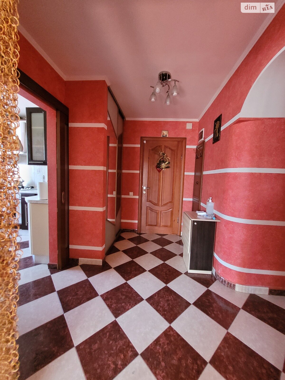 Продажа трехкомнатной квартиры в Житомире, на ул. Восточная, район Вокзал фото 1