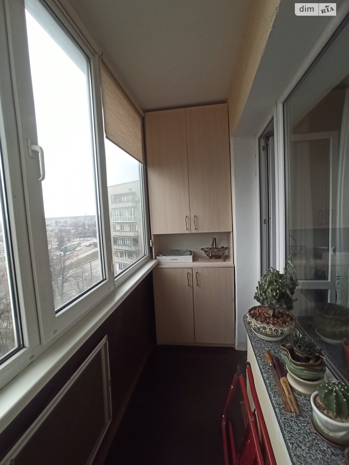 Продажа трехкомнатной квартиры в Житомире, на пл. Привокзальная, район Вокзал фото 1