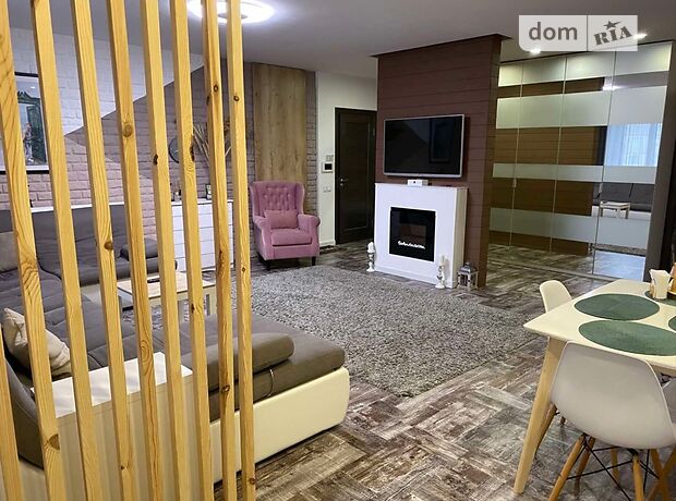 Продажа трехкомнатной квартиры в Житомире, на ул. Ивана Слеты, район Вокзал фото 1 Продажа трехкомнатной квартиры в Житомире, на ул. Ивана Слеты, район Вокзал фото 1