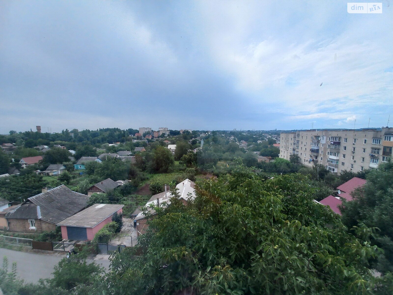 Продаж трикімнатної квартири в Жмеринці, на вул. Космонавта Комарова, район Жмеринка фото 1 Продаж трикімнатної квартири в Жмеринці, на вул. Космонавта Комарова, район Жмеринка фото 1