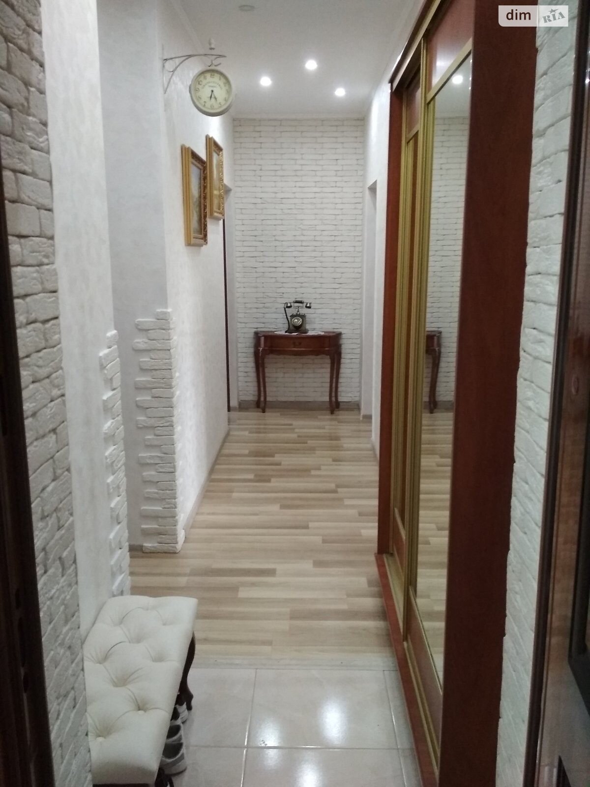 Продаж трикімнатної квартири в Жовкві, на вул. Курбаса 7, район Жовква фото 1 Продаж трикімнатної квартири в Жовкві, на вул. Курбаса 7, район Жовква фото 1