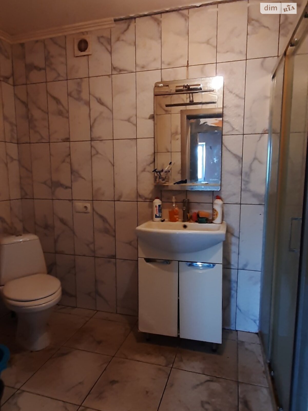 Продаж чотирикімнатної квартири в Кагарлику, на вул. Народна 17, фото 1 Продаж чотирикімнатної квартири в Кагарлику, на вул. Народна 17, фото 1
