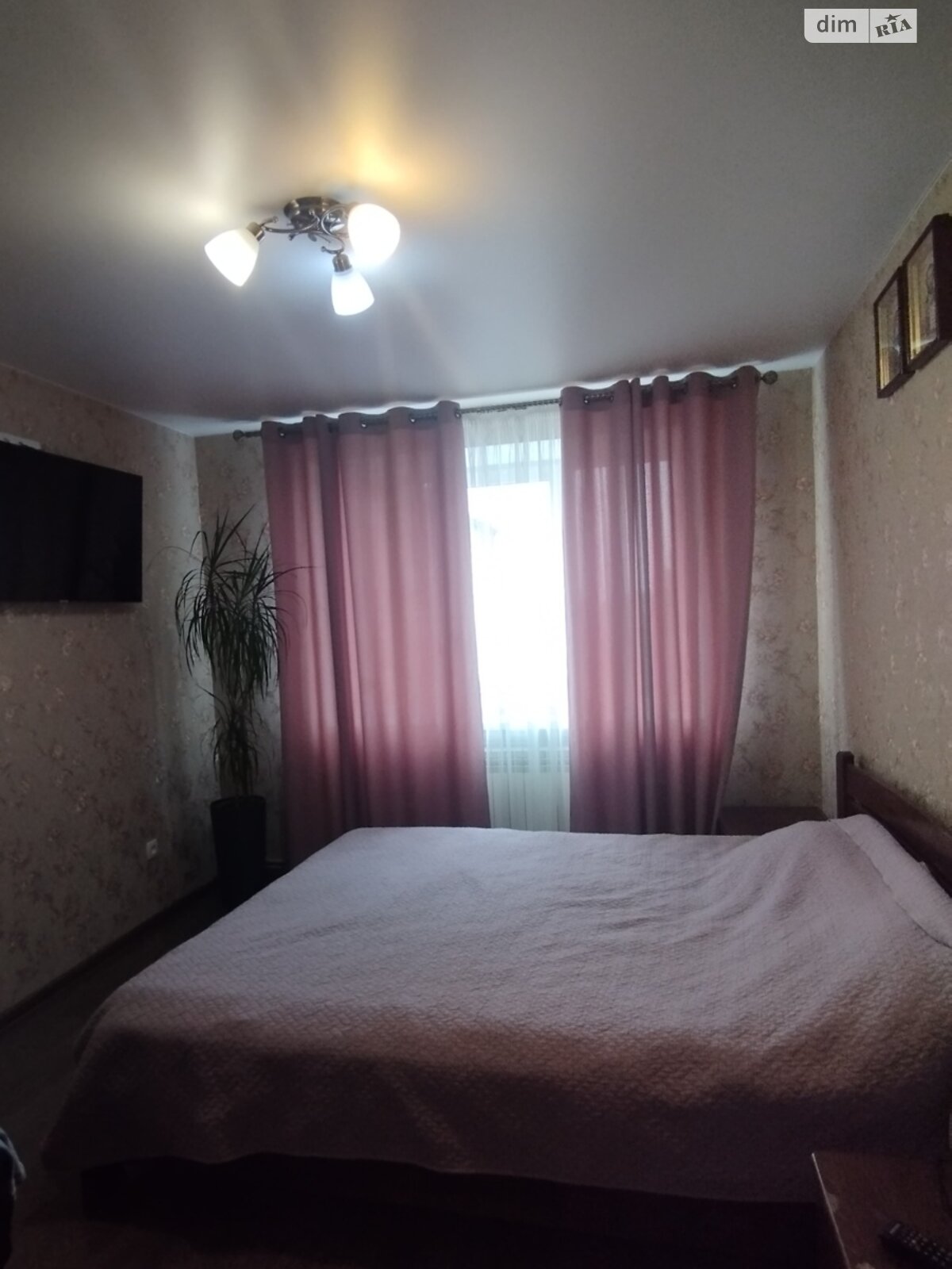 Продаж трикімнатної квартири в Калинівці, на вул. Машинобудівників, район Калинівка фото 1 Продаж трикімнатної квартири в Калинівці, на вул. Машинобудівників, район Калинівка фото 1