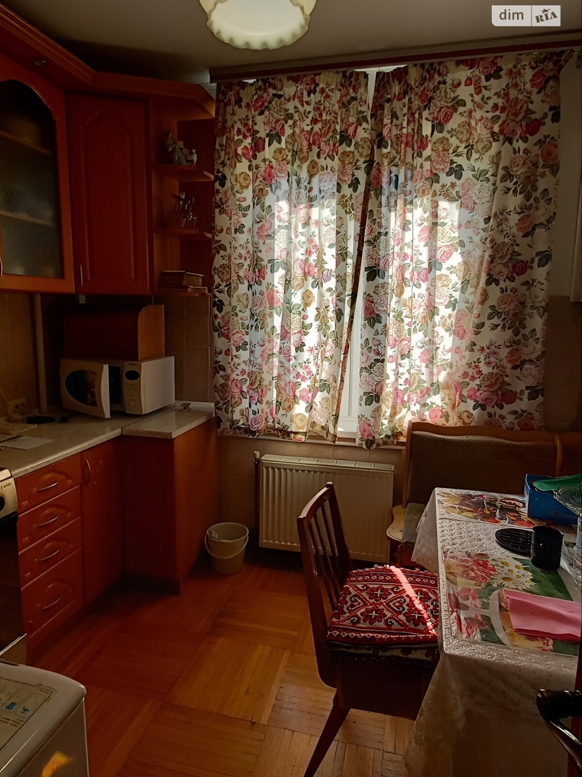Продажа трехкомнатной квартиры в Калуше, на ул. Каракая 8, фото 1 Продажа трехкомнатной квартиры в Калуше, на ул. Каракая 8, фото 1