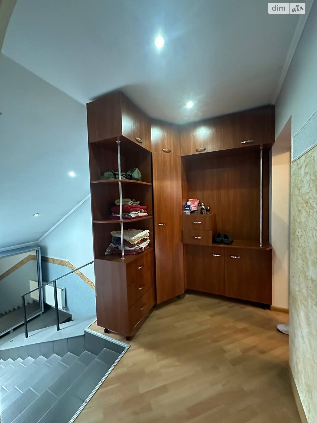 Продаж двокімнатної квартири в Калуші, на просп. Лесі Українки, фото 1 Продаж двокімнатної квартири в Калуші, на просп. Лесі Українки, фото 1