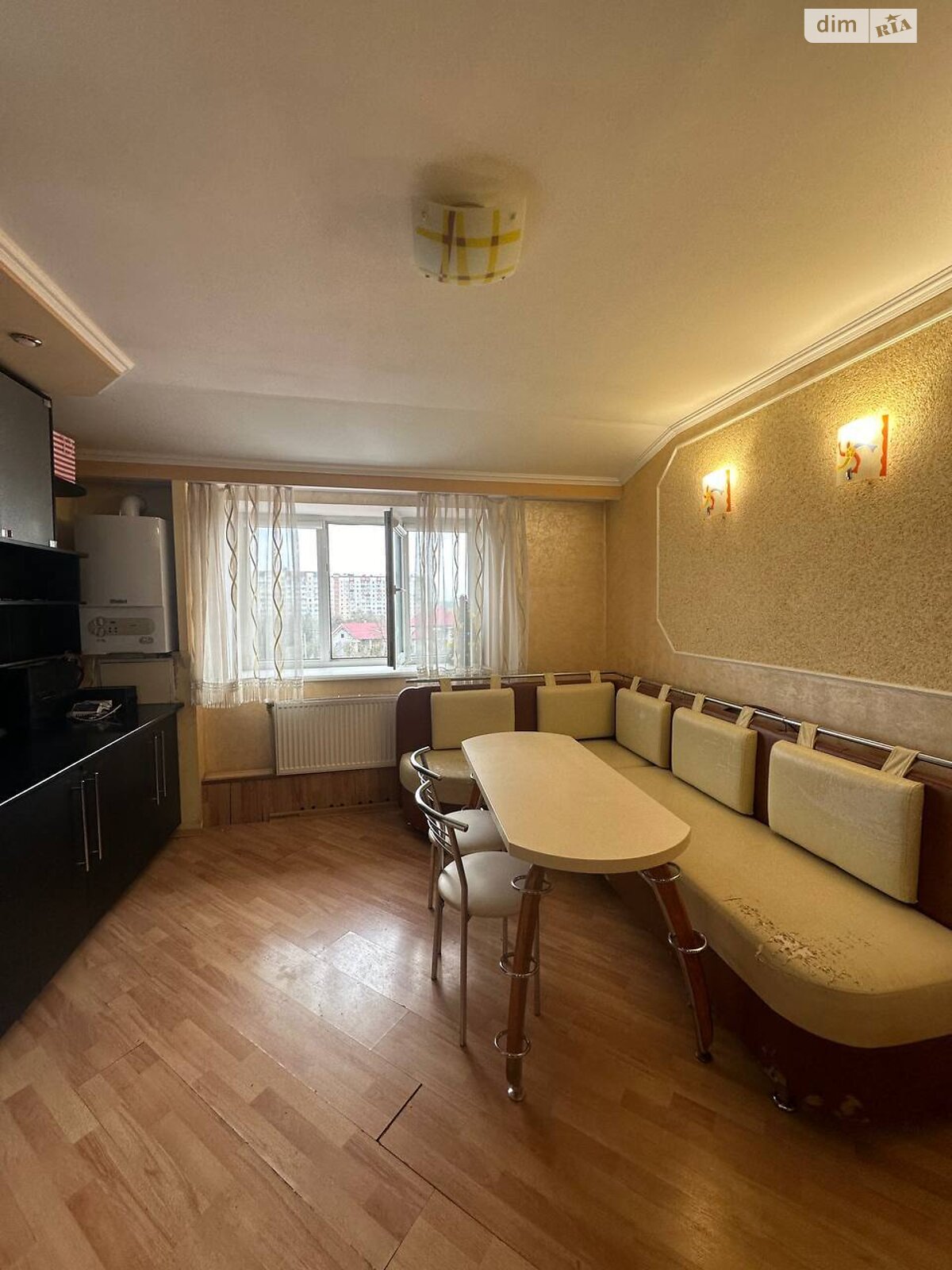 Продаж двокімнатної квартири в Калуші, на просп. Лесі Українки, фото 1 Продаж двокімнатної квартири в Калуші, на просп. Лесі Українки, фото 1