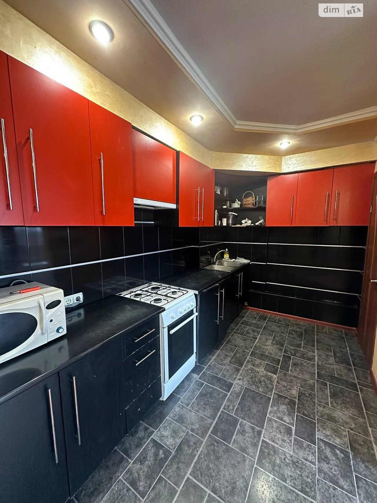 Продаж двокімнатної квартири в Калуші, на просп. Лесі Українки, фото 1 Продаж двокімнатної квартири в Калуші, на просп. Лесі Українки, фото 1