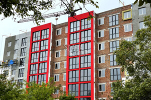 Продаж трикімнатної квартири в Кам’янці-Подільському, на вул. Патріарха Мстислава 2А, район Жовтневий фото 2