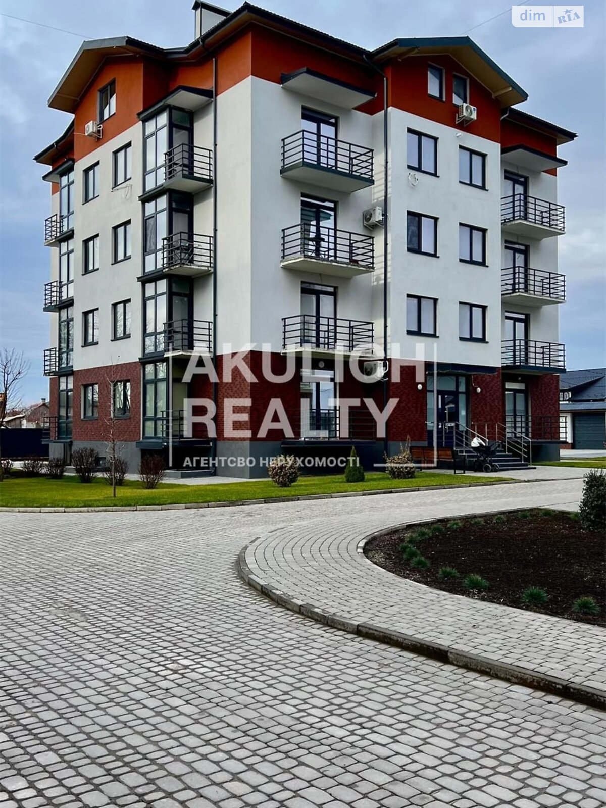 Продажа трехкомнатной квартиры в Каменце-Подольском, на ул. Героев Майдана 20, район поселок Жовтневое фото 1