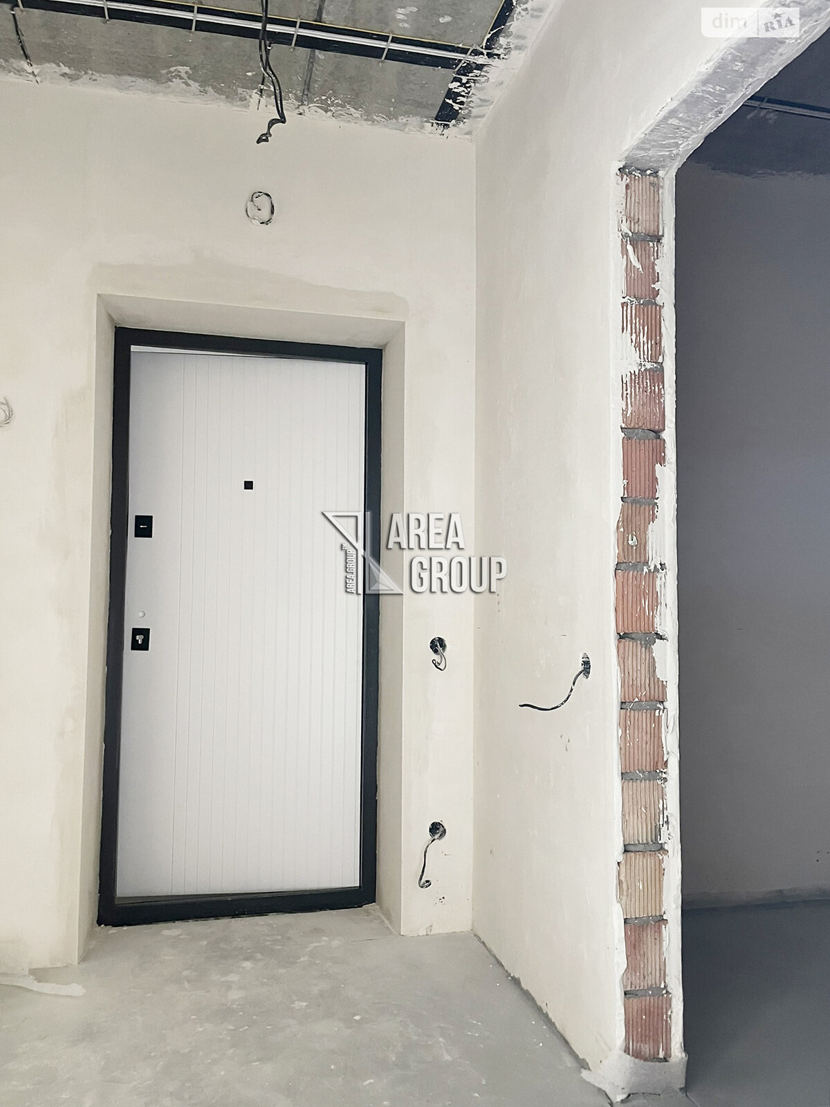 Продаж трикімнатної квартири в Кам’янці-Подільському, на вул. Івана Виговського, район селище Жовтневе фото 1 Продаж трикімнатної квартири в Кам’янці-Подільському, на вул. Івана Виговського, район селище Жовтневе фото 1