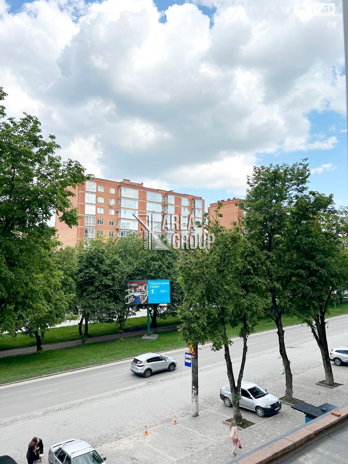 Продажа двухкомнатной квартиры в Каменце-Подольском, на просп. Грушевского, район Центр фото 1 Продажа двухкомнатной квартиры в Каменце-Подольском, на просп. Грушевского, район Центр фото 1