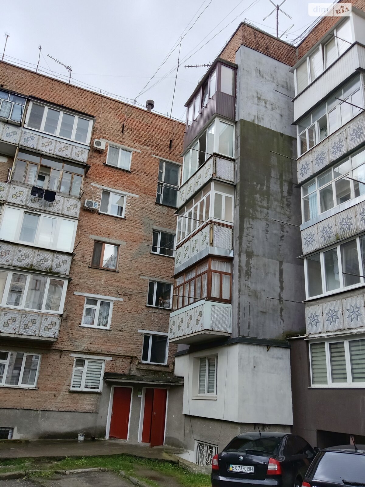Продаж чотирикімнатної квартири в Кам’янці-Подільському, на вул. Івана Мазепи 29, район Центр фото 1 Продаж чотирикімнатної квартири в Кам’янці-Подільському, на вул. Івана Мазепи 29, район Центр фото 1