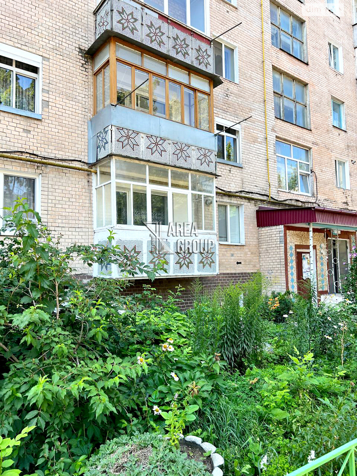 Продаж трикімнатної квартири в Кам’янці-Подільському, на вул. Космонавтів, район Жовтневий фото 1