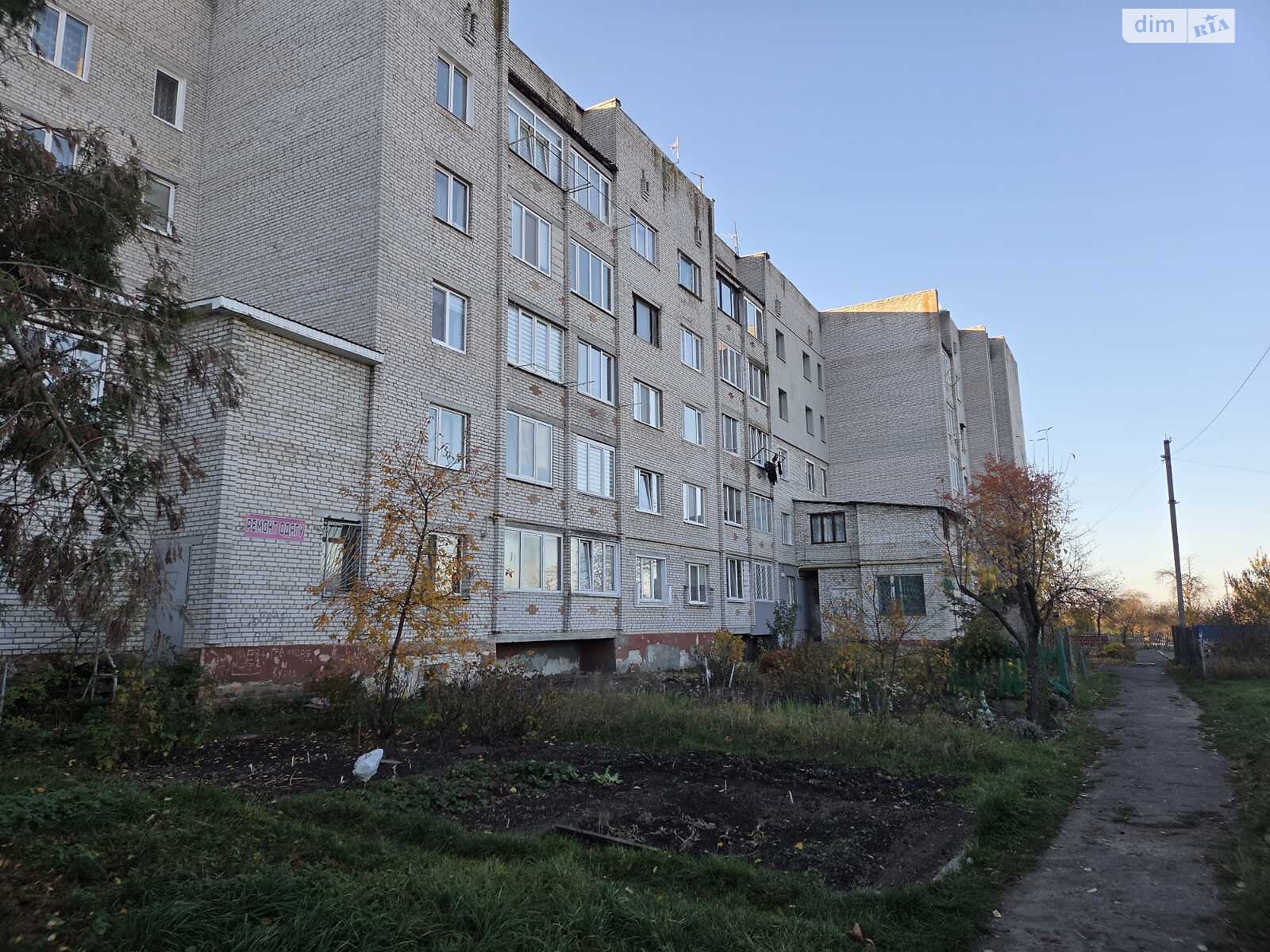 Продаж трикімнатної квартири в Кам'янці-Бузькій, на вул. Героїв Небесної Сотні 50, район Кам'янка-Бузька фото 1 Продаж трикімнатної квартири в Кам'янці-Бузькій, на вул. Героїв Небесної Сотні 50, район Кам'янка-Бузька фото 1