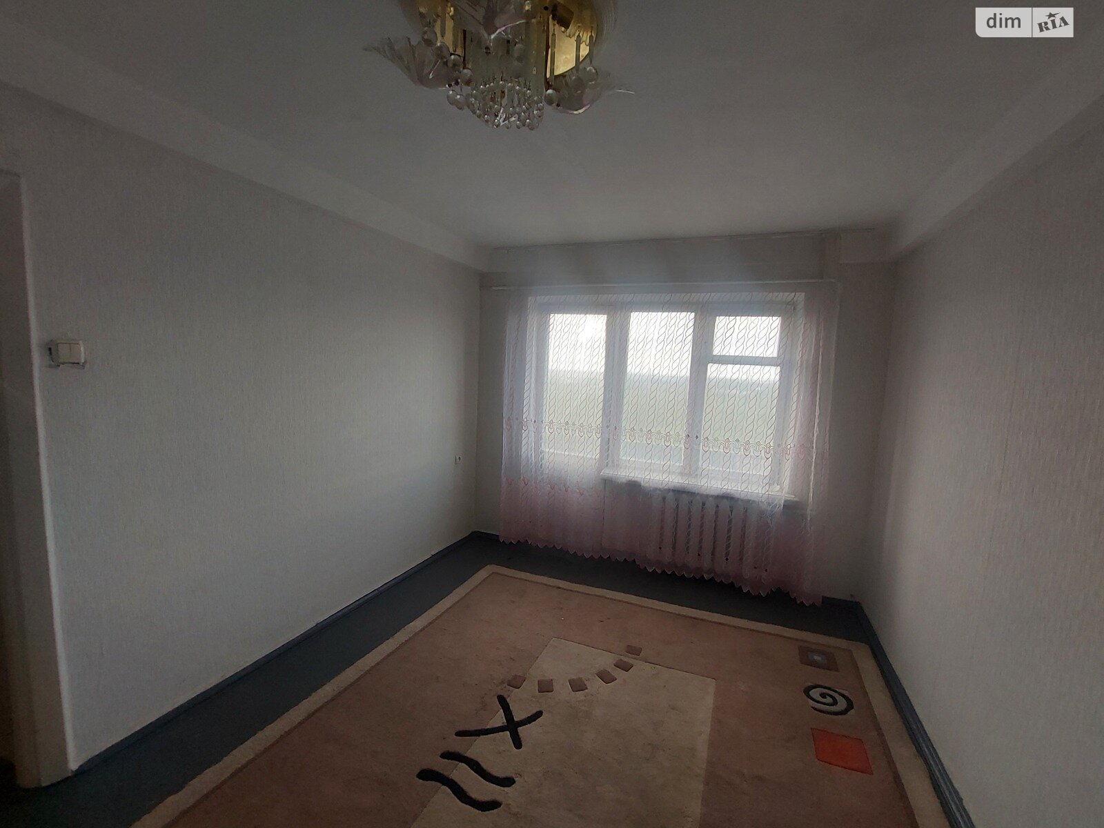 Продаж двокімнатної квартири в Кам'янському, на вул. Бурхана, фото 1 Продаж двокімнатної квартири в Кам'янському, на вул. Бурхана, фото 1