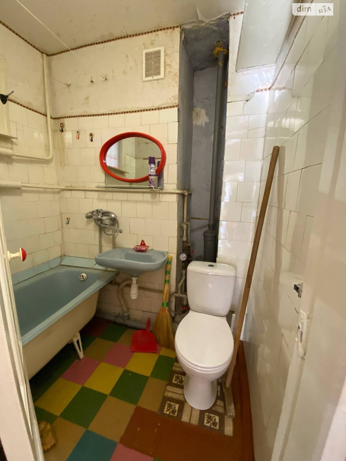 Продаж двокімнатної квартири в Кам'янському, на вул. Дніпробудівська 31, район Дніпровський фото 1 Продаж двокімнатної квартири в Кам'янському, на вул. Дніпробудівська 31, район Дніпровський фото 1