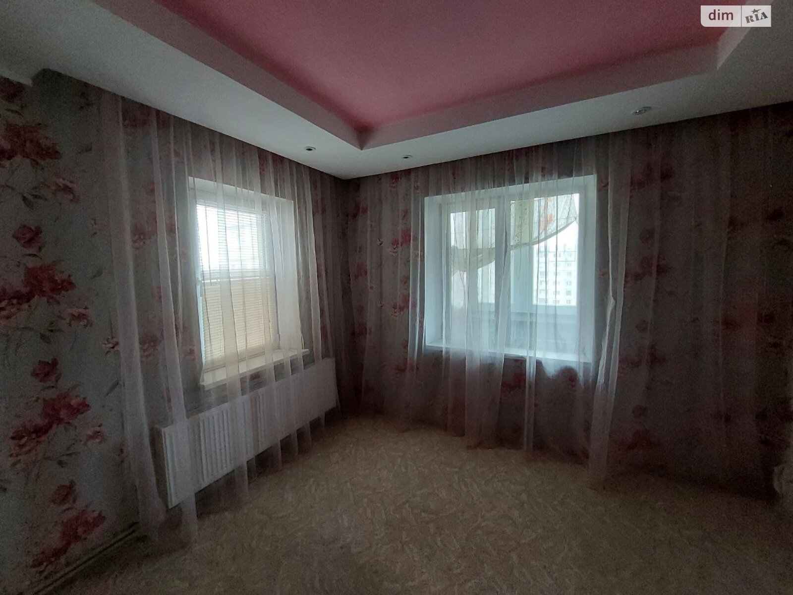 Продаж трикімнатної квартири в Кам'янському, на просп. Героїв АТО, район Дніпровський фото 1 Продаж трикімнатної квартири в Кам'янському, на просп. Героїв АТО, район Дніпровський фото 1