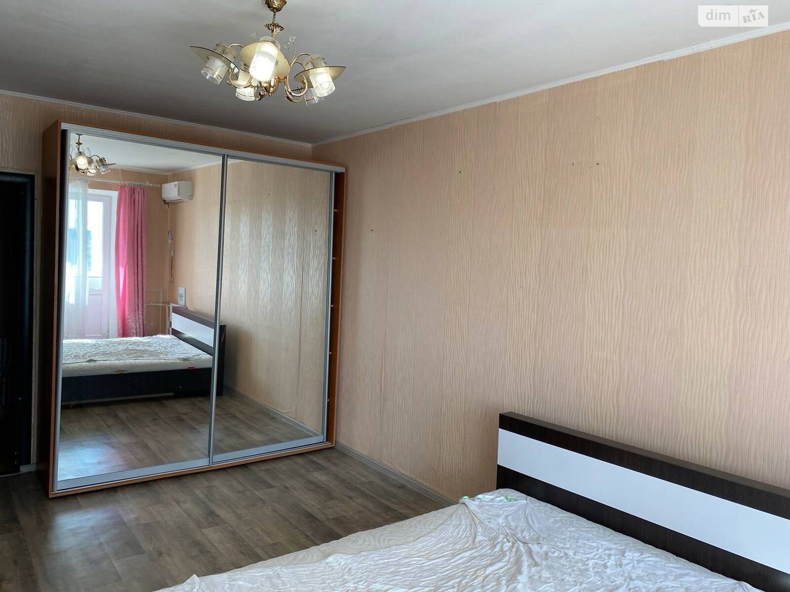 Продаж однокімнатної квартири в Кам'янському, на бул. Героїв 11, район Дніпровський фото 1 Продаж однокімнатної квартири в Кам'янському, на бул. Героїв 11, район Дніпровський фото 1