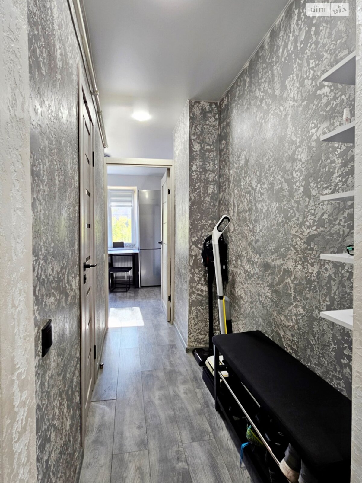 Продаж двокімнатної квартири в Кам'янському, на бул. Героїв, район Дніпровський фото 1 Продаж двокімнатної квартири в Кам'янському, на бул. Героїв, район Дніпровський фото 1