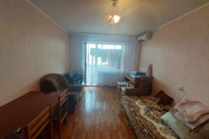 Продаж двокімнатної квартири в Кам'янському, на просп. Металургів 84В, район Дніпровський фото 2 Продаж двокімнатної квартири в Кам'янському, на просп. Металургів 84В, район Дніпровський фото 2