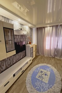 Продаж трикімнатної квартири в Кам'янському, на просп. Наддніпрянський, район Дніпровський фото 2 Продаж трикімнатної квартири в Кам'янському, на просп. Наддніпрянський, район Дніпровський фото 2