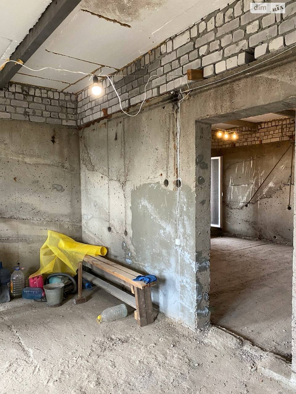 Продаж трикімнатної квартири в Кам'янському, на бул. Будівельників 27Б, район Дніпровський фото 1 Продаж трикімнатної квартири в Кам'янському, на бул. Будівельників 27Б, район Дніпровський фото 1