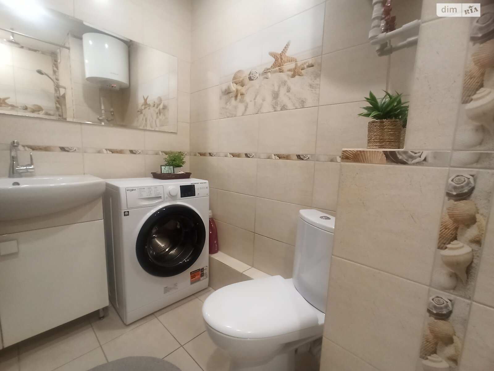 Продаж двокімнатної квартири в Кам'янському, на бул. Будівельників 3, район Дніпровський фото 1 Продаж двокімнатної квартири в Кам'янському, на бул. Будівельників 3, район Дніпровський фото 1
