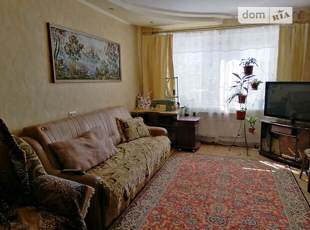 Продажа трехкомнатной квартиры в Каменском, на бул. Строителей район Левый берег фото 1 Продажа трехкомнатной квартиры в Каменском, на бул. Строителей район Левый берег фото 1