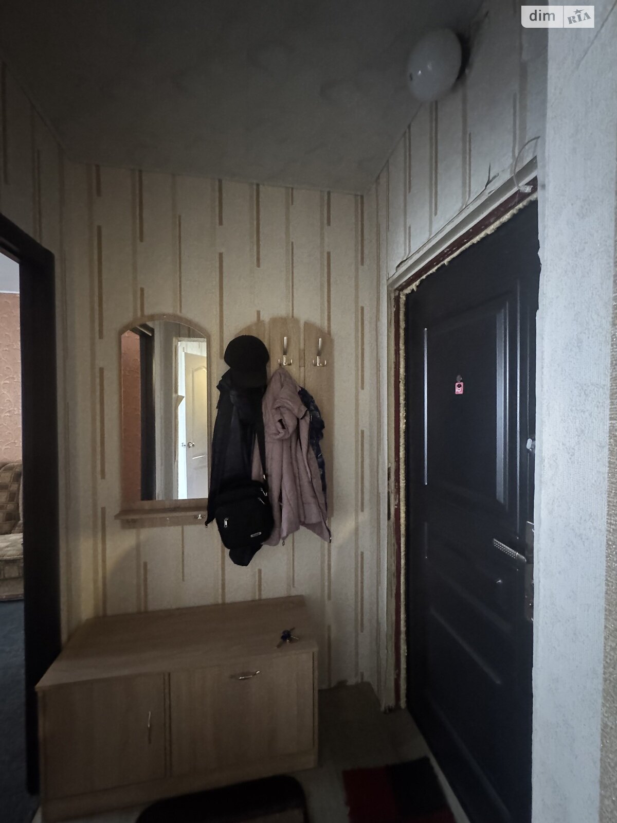 Продаж однокімнатної квартири в Кам'янському, на бул. Будівельників, район Лівий берег фото 1 Продаж однокімнатної квартири в Кам'янському, на бул. Будівельників, район Лівий берег фото 1