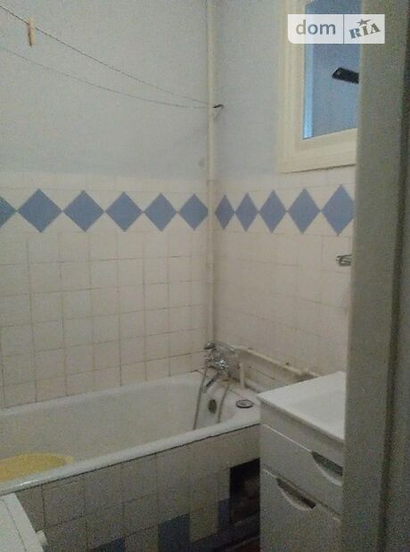 Продажа трехкомнатной квартиры в Каменском, на ул. Сыровца 6 район Центр фото 1 Продажа трехкомнатной квартиры в Каменском, на ул. Сыровца 6 район Центр фото 1