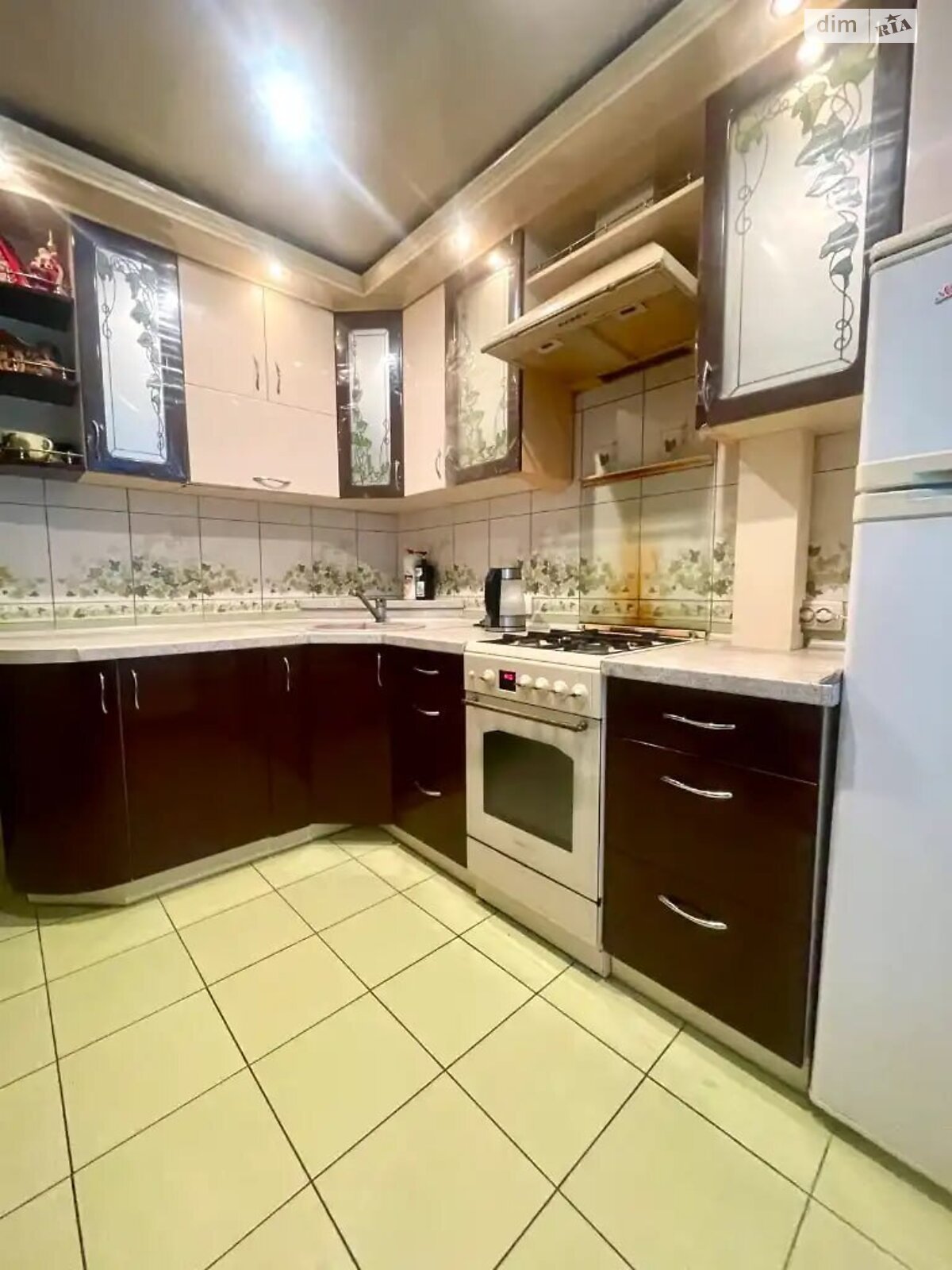 Продаж двокімнатної квартири в Кам'янському, на просп. Аношкіна 106А, район Південний фото 1 Продаж двокімнатної квартири в Кам'янському, на просп. Аношкіна 106А, район Південний фото 1