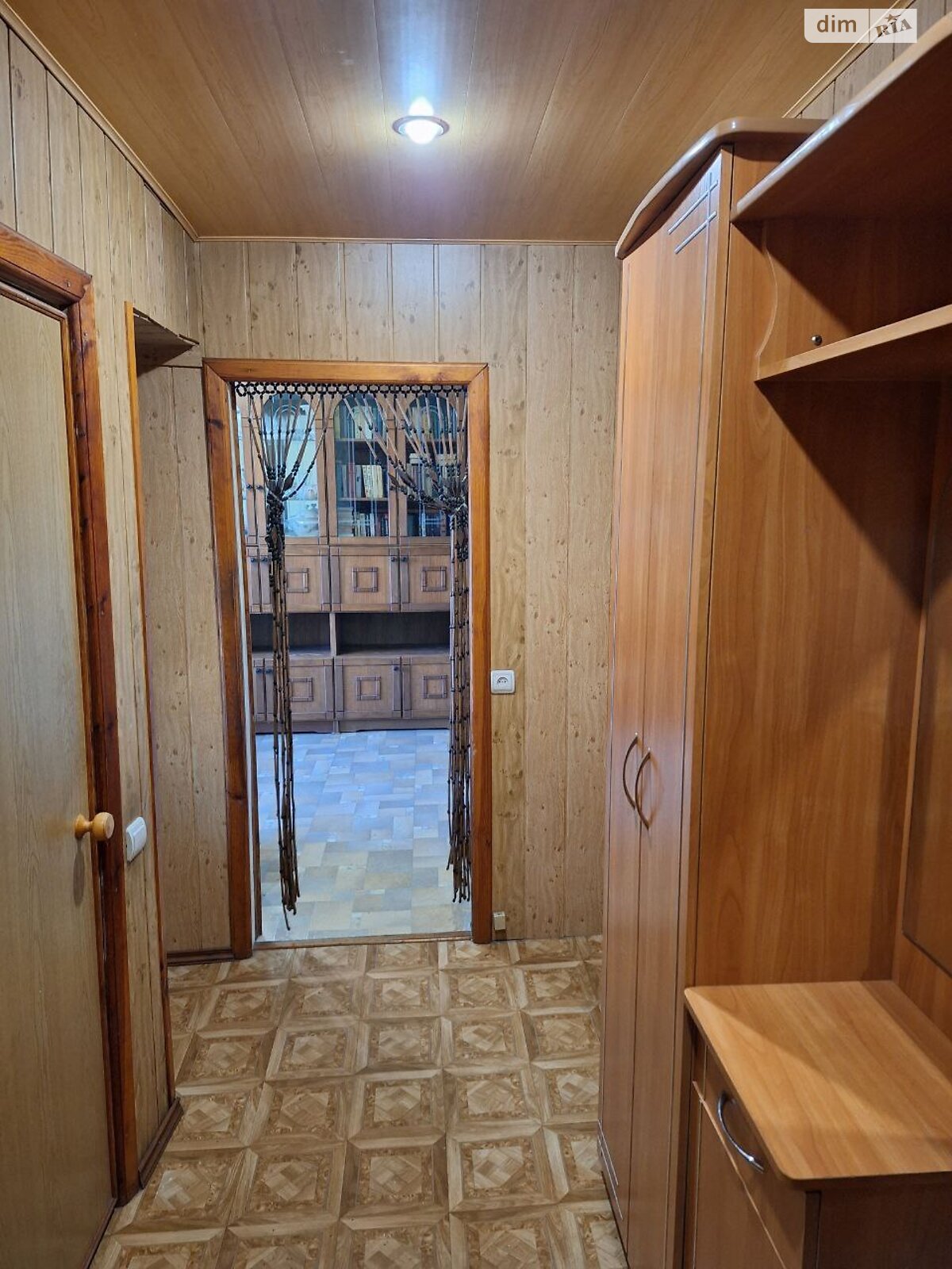 Продажа двухкомнатной квартиры в Каменском, на ул. Евгения Мельникова 18А, район Южный фото 1 Продажа двухкомнатной квартиры в Каменском, на ул. Евгения Мельникова 18А, район Южный фото 1