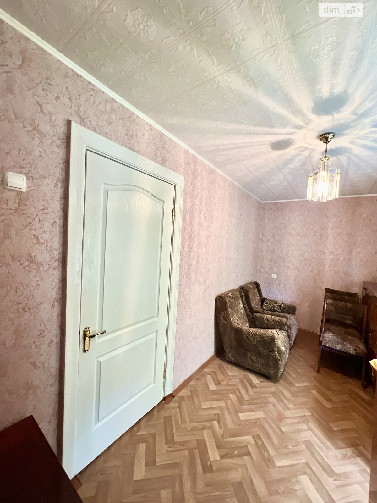Продаж двокімнатної квартири в Кам'янському, на вул. Гетьмана Сагайдачного 61, кв. 31, район Південний фото 1 Продаж двокімнатної квартири в Кам'янському, на вул. Гетьмана Сагайдачного 61, кв. 31, район Південний фото 1