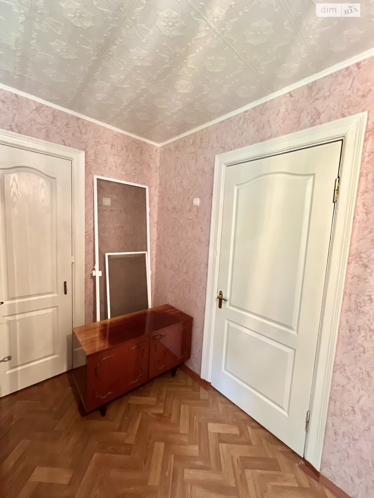 Продаж двокімнатної квартири в Кам'янському, на вул. Гетьмана Сагайдачного 61, кв. 31, район Південний фото 1 Продаж двокімнатної квартири в Кам'янському, на вул. Гетьмана Сагайдачного 61, кв. 31, район Південний фото 1