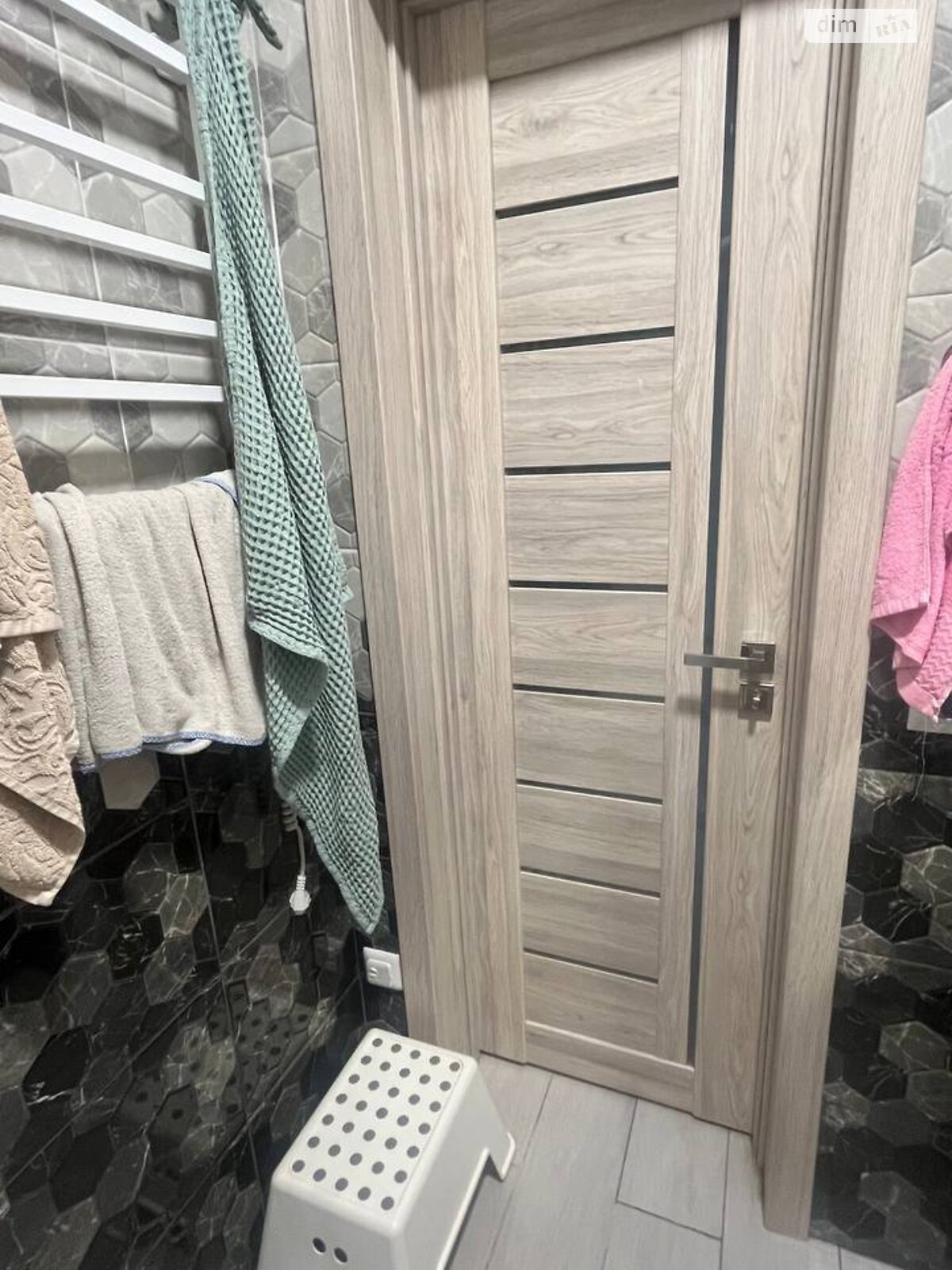 Продаж двокімнатної квартири в Кам'янському, на просп. Конституції 2, район Південний фото 1